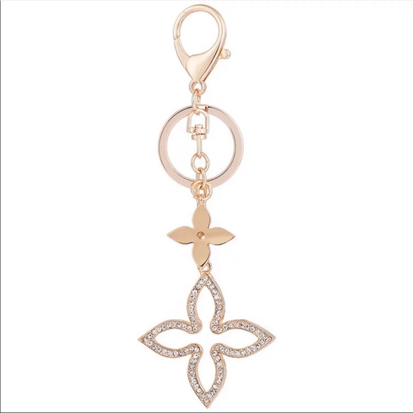 Clover Bag Charm, perfect with Louis Vuitton bags - Picture 11 of 15